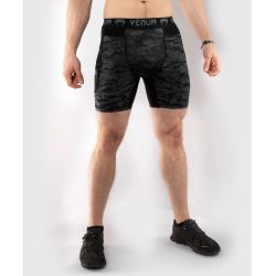 Тренировъчен клин с къси крачоли - VENUM DEFENDER COMPRESSION SHORT - DARK CAMO