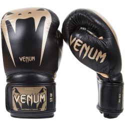 Боксови ръкавици - VENUM GIANT 3.0 BOXING GLOVES / BLACK/GOLD​