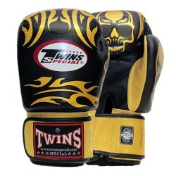 Боксови ръкавици от естествена кожа TWINS SPECIAL SKULLS черно със златно T-1012