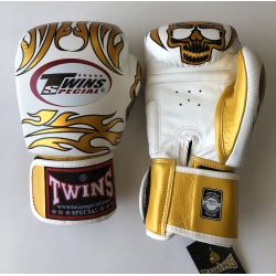 Боксови ръкавици от естествена кожа TWINS SPECIAL SKULLS бяло със златно T-1012